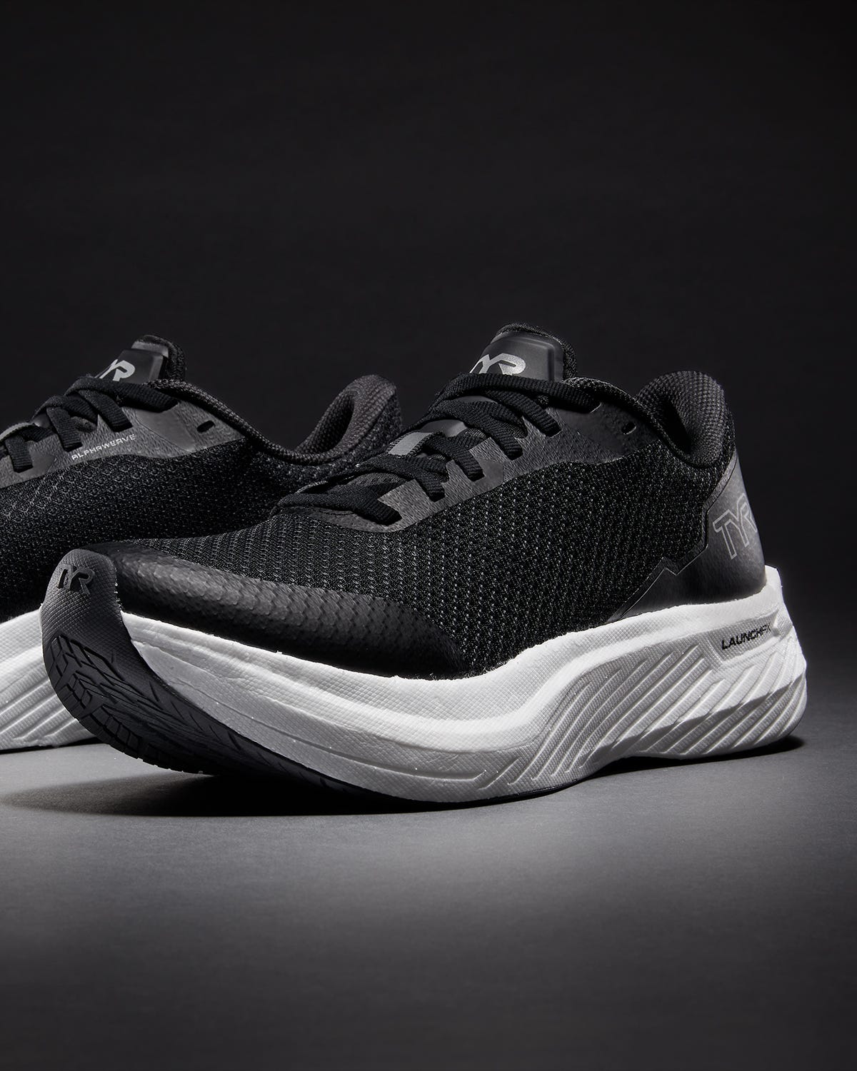 Women's Valkyrie Speedworks Runner - Image 7